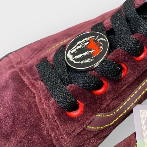 VANS Old Skool Stackform Disney 100 POISON APPLE Mahogany Womens size 8.5 New - Picture 9 of 12